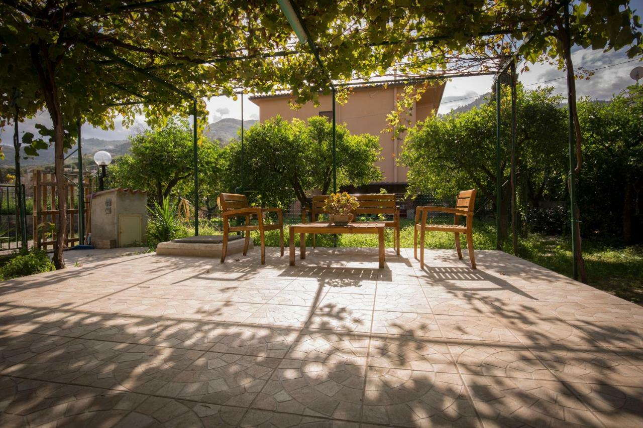 צ'פאלו Fabiene Familyholidays Gelsonia מראה חיצוני תמונה